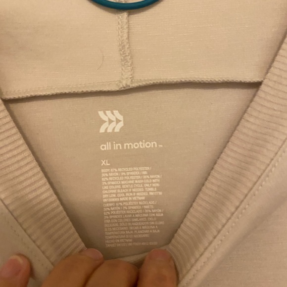 Women’s light tan colored sweatshirt size XL. Great condition. - Picture 4 of 7